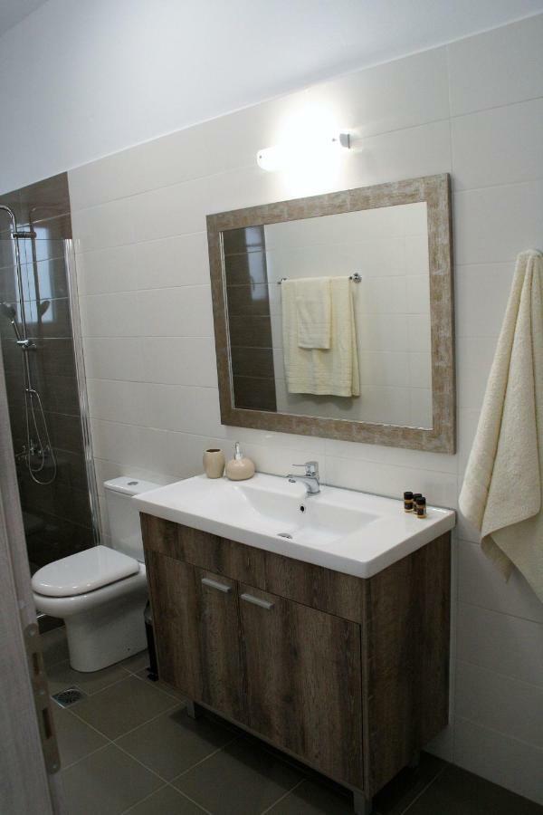 Orama Suites II Като Дарацо Екстериор снимка